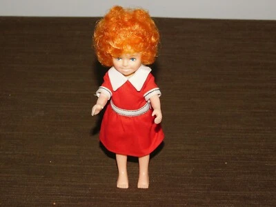 MUÑECA ANNIE VINTAGE LITTLE ORPHAN TOY CO 1982 KNICKERBOCKER TOY CO 6" Foto 1 de 4
