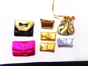 7 BOLSOS DE EMBRAGUE SEXY DE NOCHE BARBIE & FRIENDS DE COLECCIÓN - Imagen 1 de 2