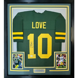 Framed Autographed/Signed Jordan Love 35x39 Green Bay CR Jersey Beckett BAS COA - Picture 1 of 2