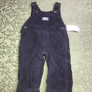 NWT oshkosh carpenter overalls 6M or 5t 5 longalls. christmas birthdays corduroy - Picture 1 of 7