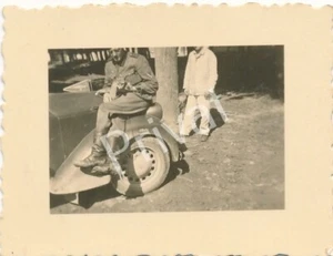 Photo Wkii Wehrmacht Soldatenfahrzeug Fanion Pause Avant Bacău Roumanie L1.93 - Imagen 1 de 1