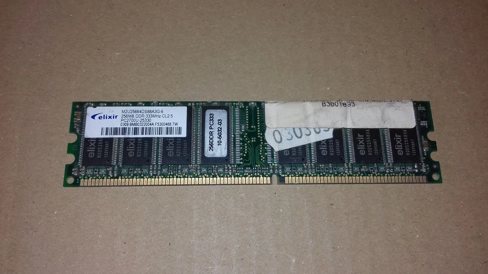 256MB PC2700U RAM PC Elixir M2U25664DS88A3G-6 DDR DIMM 184pins 333MHz CL2.5 - Immagine 1 di 1