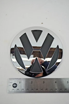 Оригинальный подъемный борт задней двери 2006 2007 2008 2009 2010 2011 Volkswagen Routan 05113462 - Изображение 1 из 4