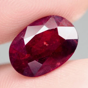 ES 2.48 ct. Rubí Natural Oval Rojo Madagascar - Imagen 1 de 4