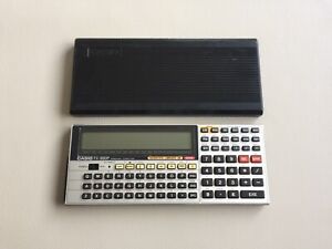 VINTAGE CALCULATOR CASIO FX-880P PERSONAL COMPUTER PROGRAMMABLE BASIC