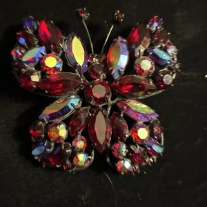 Vintage REGENCY Signed Black Gilt Royal Red Aurora Borealis Butterfly Beautiful - Picture 1 of 7