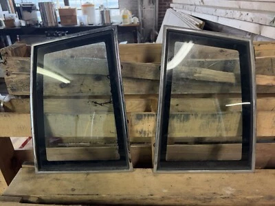 1981-88 Pontiac Grand Prix Vinyl Top Quarter Windows - Image 1 of 4