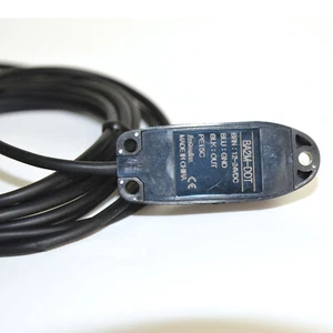 Autonics BA2M-DDT-P Proximity Sensors Inductive PNP New 1PCS - Picture 1 of 6