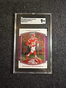 2023 PATRICK MAHOMES II *21/25* SGC 9 MT Panini Player Of The Day #2 ~1STB.org - Foto 1 di 6