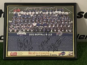 FOTO SQUADRA CALCIO BUFFALO BILLS 2012 NFL 8X10 FIRMATA DA 5 GIOCATORI - Foto 1 di 9