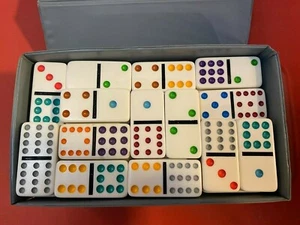 Vintage 1990’s Pavilion Colored Dominos Dominos Vinyl Case 68 Pieces Set - Bild 1 von 2