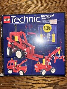 Lego 8044 Universal Pneumatic Set Incomplete with Box, Tray and Instructions