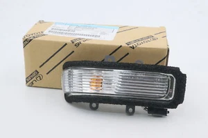 LH SIDE TURN SIGNAL LIGHT FIT FOR TOYOTA FORTUNER INNOVA 2011 12 13 14 15 OEM - Foto 1 di 6