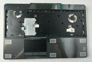 Dell Genuine Precision 7510 7520 Palmrest Touchpad Cover HD63K 56N18 - Picture 1 of 3