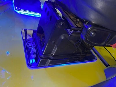 Base de asiento con luces para Peterbilt/Kenworth/freightliner/internacional/Mack. Foto 1 de 3