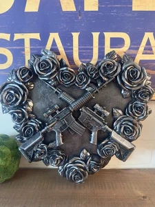 NIB DWK Handcrafted Guns N' Roses Unique Heart-Shaped Embossed Wall Plaque - Picture 1 of 20