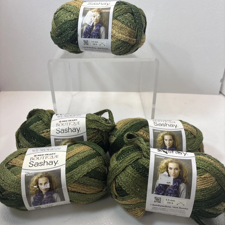 Red Heart Boutique Sashay Yarn 1934 Rumba Lw2517