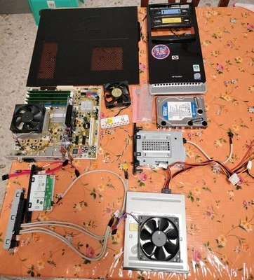 Pc Computer Fisso HP Windows Vista (vari componenti)   - Immagine 1 di 4