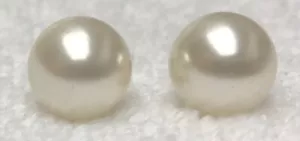 Pearl Stud Earrings Light Cream White 12mm - Picture 1 of 6
