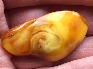 NATURAL OLD ANTIQUE YELLOW BUTTERSCOTCH BALTIC AMBER BROOCH 7,1 gr - Picture 1 of 10