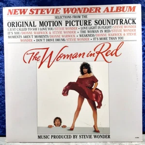 Dionne Warwick & Stevie Wonder: The Woman in Red; Motown; 6108ML; 1984; NM - Foto 1 di 4