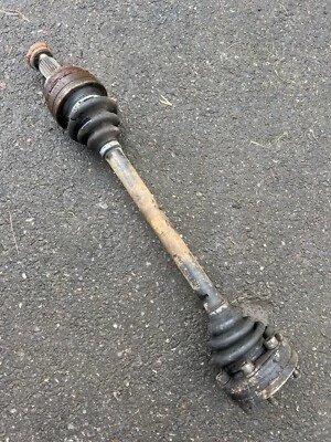 Eje trasero derecho pasajero BMW 325 325e CV E30 84-92 OEM 21 Foto 1 de 4