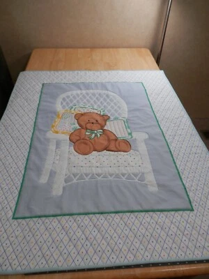 Edredón acolchado hecho a mano para bebé "Mi oso, mi amigo" niño bebé Foto 1 de 4