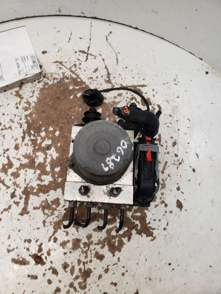 Anti-Lock Brake Part AWD Quattro Convertible Opt 1AT Fits 10-12 AUDI A5 1419915 - Image 1 of 4