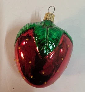 Vintage mundgeblasenes Glas Weihnachtsschmuck Erdbeere 3 mal 2 Zoll - Bild 1 von 5