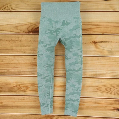 Leggings al tobillo verde camuflaje para mujer talla M nailon/spandex cintura cómoda Foto 1 de 4