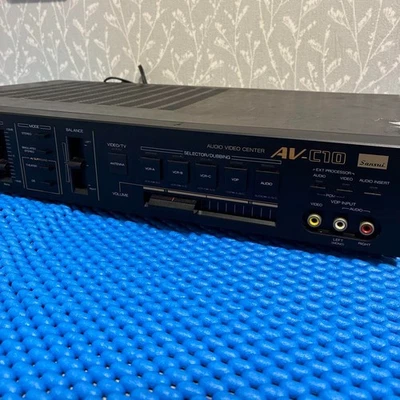 Sansui AV-C10 AUDIO VIDEO CENTER 2ch Amplifier 5-Band Graphic Equalizer AC100V - Image 1 of 4