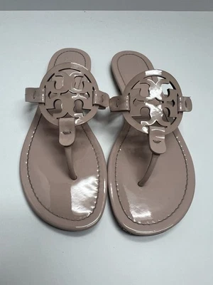 Sandálias femininas Tory Burch Miller couro envernizado rosa pálido tamanho 8,5 M - Imagem 1 de 4