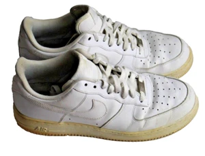 Men's Nike Air Force 1 Low Top Size 10.5 Triple White Sneakers Very Yellowed - Picture 1 of 8