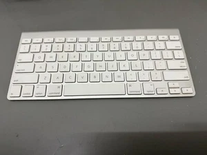 Apple Bluetooth Magic Keyboard Wireless - A1314 - Picture 1 of 4