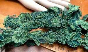 embroidered appliques hand sewn flowers leaves 1x4.75" 19"pc 4 apps emerald - Picture 1 of 5