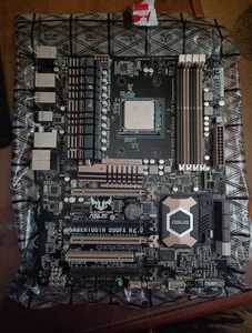 Scheda Madre Asus Sabertooth 990fx R2.0 + CPU AMD FX 8350 (No Cooler) - Picture 1 of 4