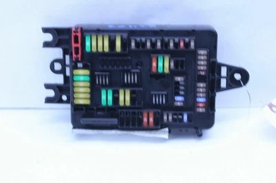 2014-2015 BMW 320i 328i 335i caixa de relé de fusíveis 61149337882 OEM usado - Imagem 1 de 4