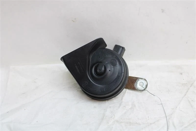 CUERNO MERCEDES-BENZ GL350 GL450 GL550 GL63 AMG 2014 14 0055306 1157397 Foto 1 de 4