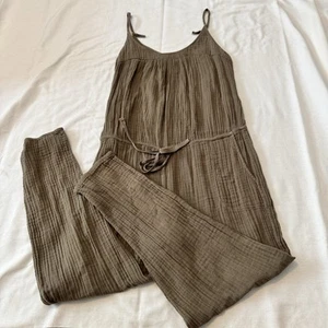 Tuta XIRENA Small James verde pezzo unico garza maglia vestibilità rilassata Lagenlook - Foto 1 di 9