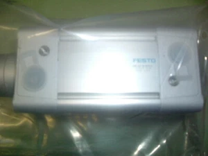 FESTO DNC 63 30 PPV A ....ZYLINDER...........1922636..........NEUVERPACKT - Bild 1 von 1