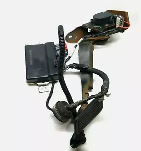 2003-2005 Chevy Silverado GMC Yukon Gas Pedal Drive By Wire TAC Module Swap OEM - Picture 1 of 3