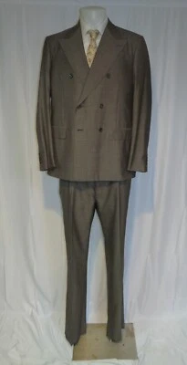 Traje Caruso Elisir Marrón Patrón Tic Mezcla Seda Doble Pecho 48R Nuevo con Etiquetas $3750 Foto 1 de 4