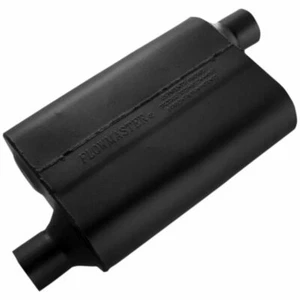 Flowmaster 40 Series 2.25" In/Out Offset Aggressive Chambered Universal Muffler - Bild 1 von 3