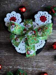 2 posavasos inspirados en Mickey Mouse Disney madera ganchillo Navidad Santa sombrero - Imagen 1 de 5