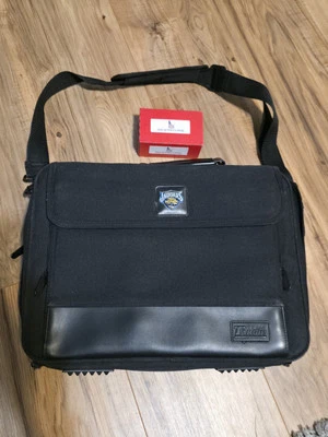 Винтажная нейлоновая сумка для ноутбука компьютера Jacksonville Jaguars «Team Targus» черная - Изображение 1 из 4