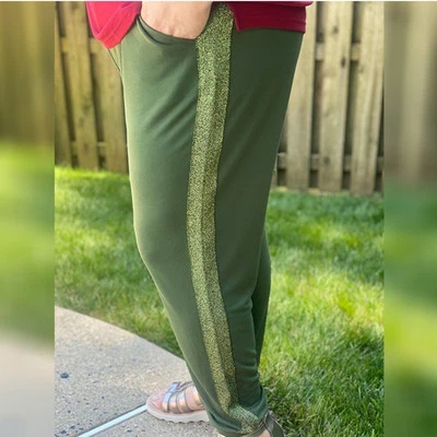Womens 2X Green Jogger Pants New Soft Pull On Quacker Factory Metallic Strip  - Image 1 of 4