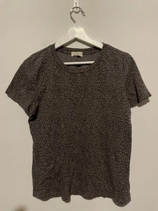 T.LA T-Shirt Damen Small Cheetah Kurzarm Rundhals Shirt Anthropologie - Bild 1 von 4