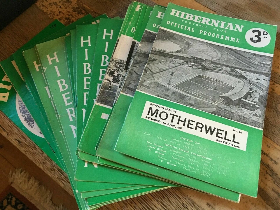 HIBERNIAN HOME programmes 1950s and 1960's choose from list - Image 1 of 1