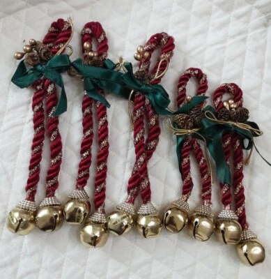 5 enfeites vintage de porta de fita de Natal com campainha  - Imagem 1 de 4