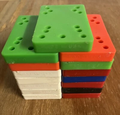 Almohadillas elevadoras de monopatín Powell Peralta vintage de los 80 - El precio es por elevador Foto 1 de 4